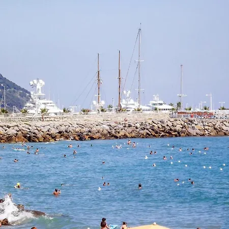 Apartment Ibiscus Imperia